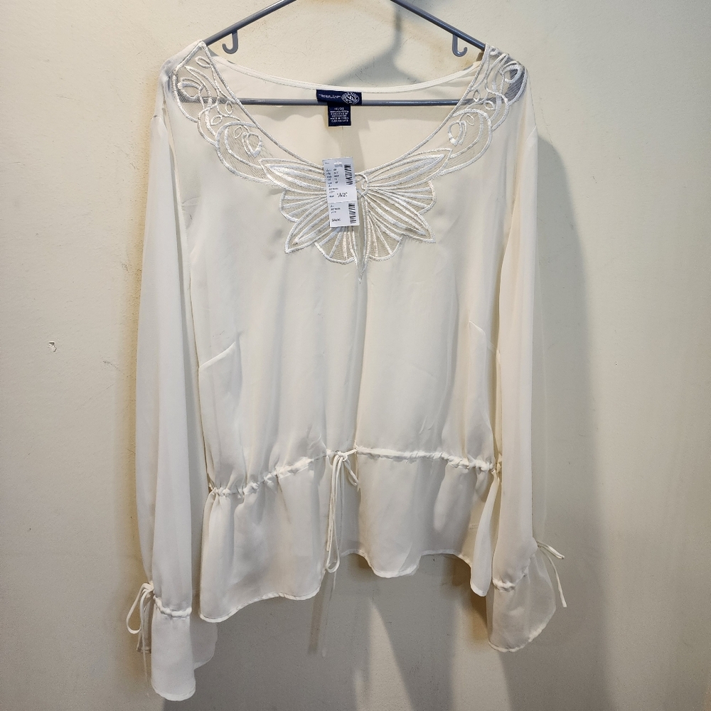 Lane Bryant Venecia Jeans Clothin Co. Ivlry  Embroidered Blouse Size 18/20 NWT